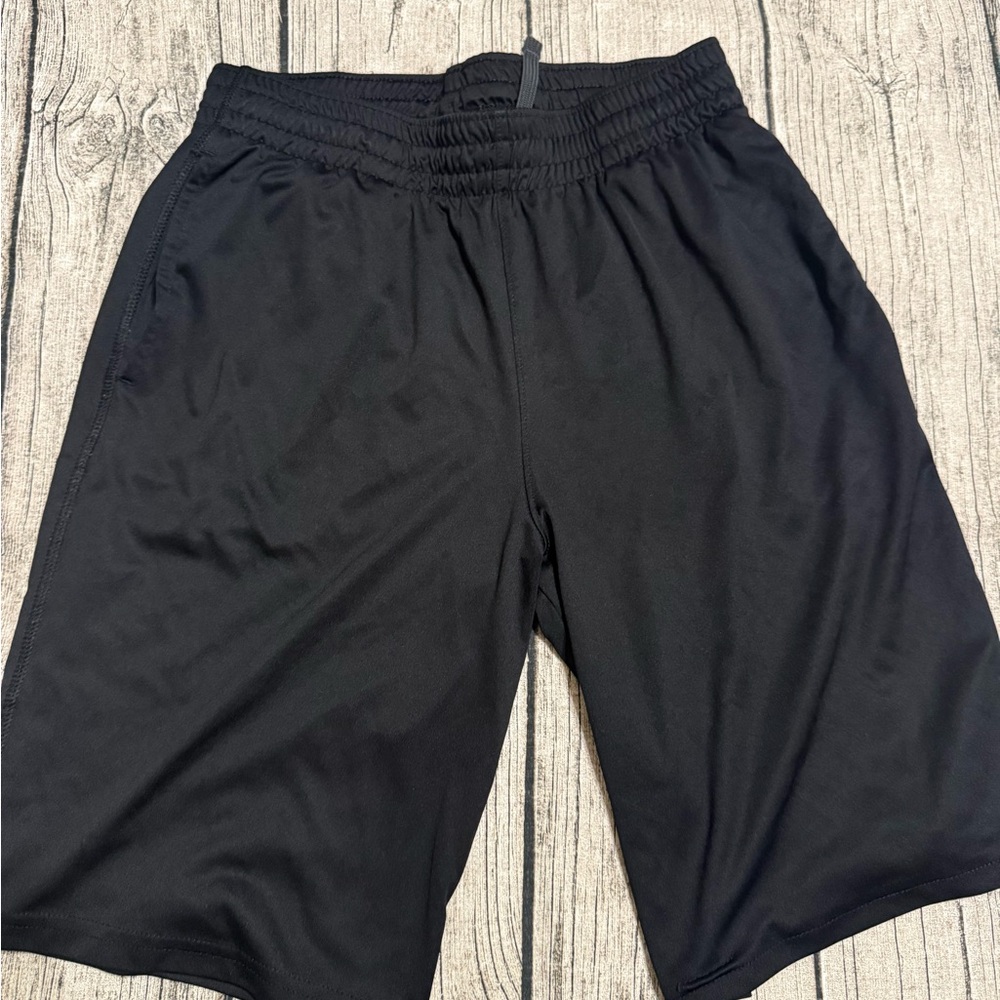 Boys athletic shorts - XL (16)